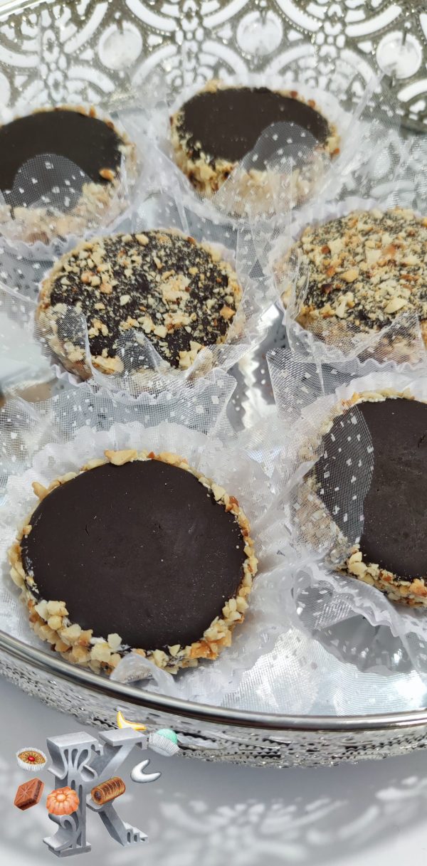 0-5-1 Russes aux amandes